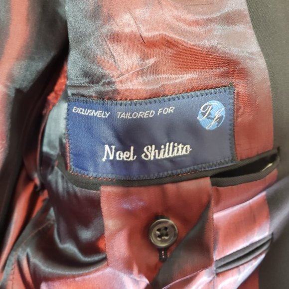 HOLLAND & SHERRY Men's 44 Navy Solid Fully lined Padded, Button Front Jacket - Picture 4 of 12